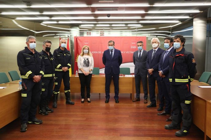 Convenio entre el Ayuntamiento de Madrid y la Comunidad para mejorar la coordinación de los cuerpos de bomberos