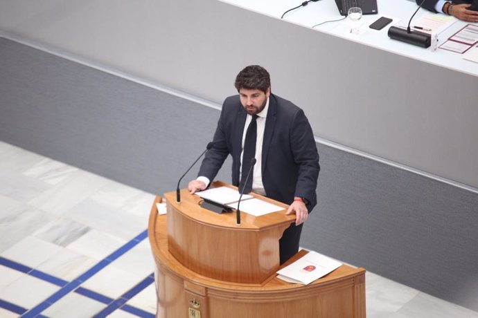 Imagen del presidente del Gobierno regional, Fernando López Miras, durante su intervención
