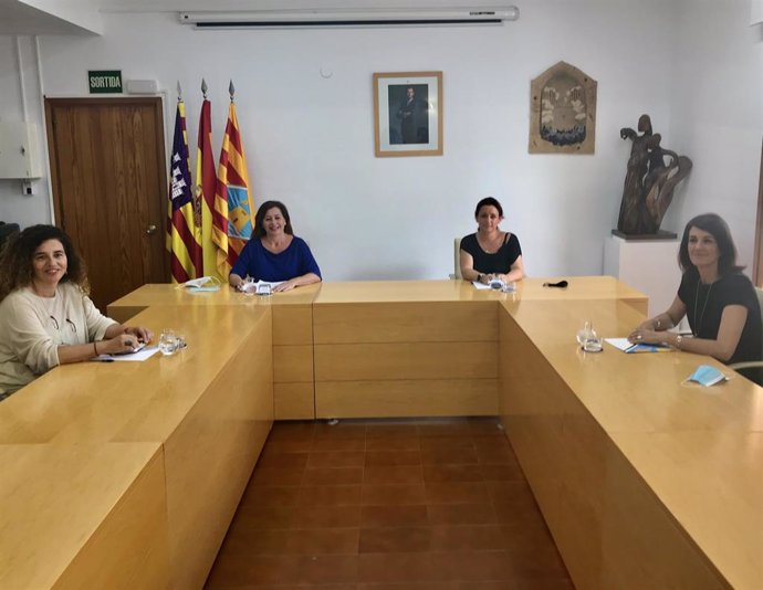 Reunión en el Consell de Formentera.