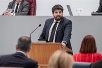 López Miras espera que Pedro Sánchez "no nos dé la espalda, porque se la estará dando al Mar Menor"