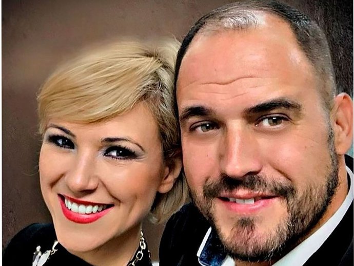 La modelo María Jesús Ruiz posa feliz con su novio, Curro