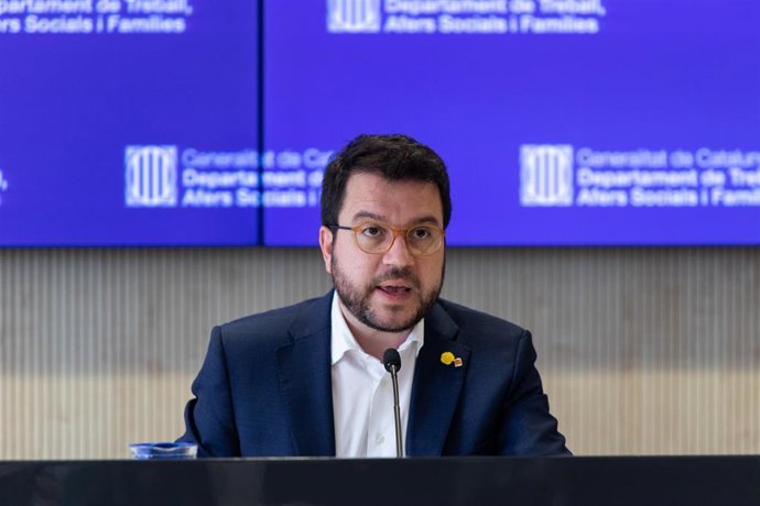 El vicepresidente de la Generalitat, Pere Aragons, durante su comparecencia en la presentación tanto presencial como telemática del Plan contra la violencia machista, en Barcelona, Catalunya (España), a 17 de junio de 2020.