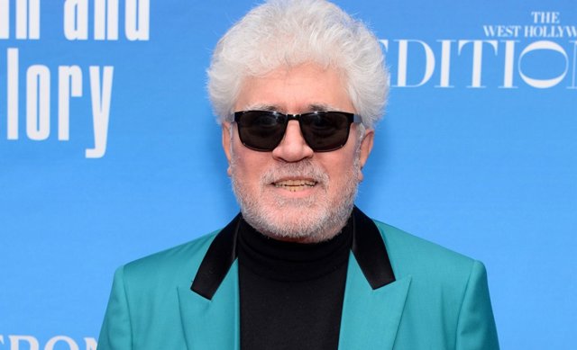 Pedro Almodóvar en la fiesta previa a los Oscar de Dolor y Gloria