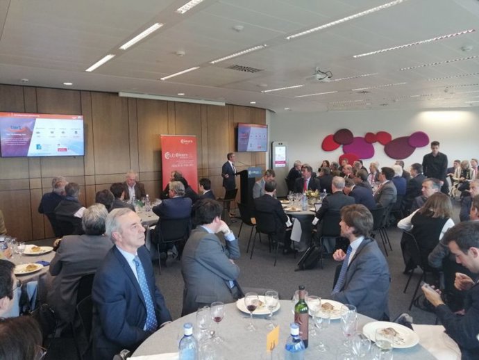 Imagen de archivo de un encuentro organizado en Sevilla por la Delegación en Andalucía del Instituto Español de Analistas Financieros (IEAF). 