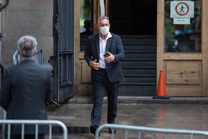 El sargento de los Mossos d'Esquadra Lluís Escol comparece en el TSJC como investigado por presuntamente escoltar a Carles Puigdemont en Bélgica, el 18 de junio de 2020.