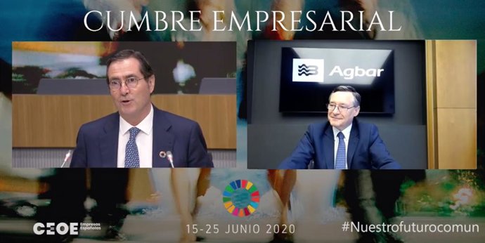 El presidente de Agbar, Ángel Simón, junto con el presidente de la CEOE, Antonio Garamendi