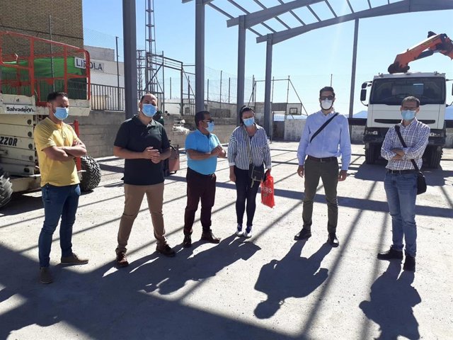 Visita a la pista polideportiva del CEIP Santísimo Cristo de la Veracruz.