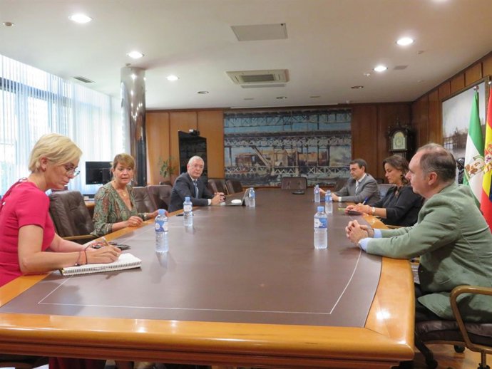 Reunión sobre el nodo de innovación tecnológico de carácter portuaria.