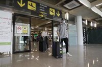Baleares mantendrá los controles sanitarios en los aeropuertos hasta el 30 de junio