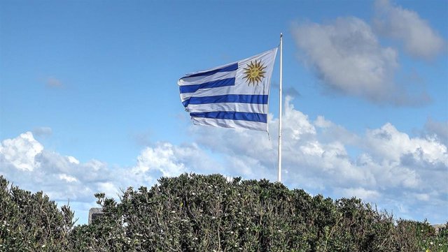 Bandera de Uruguay.