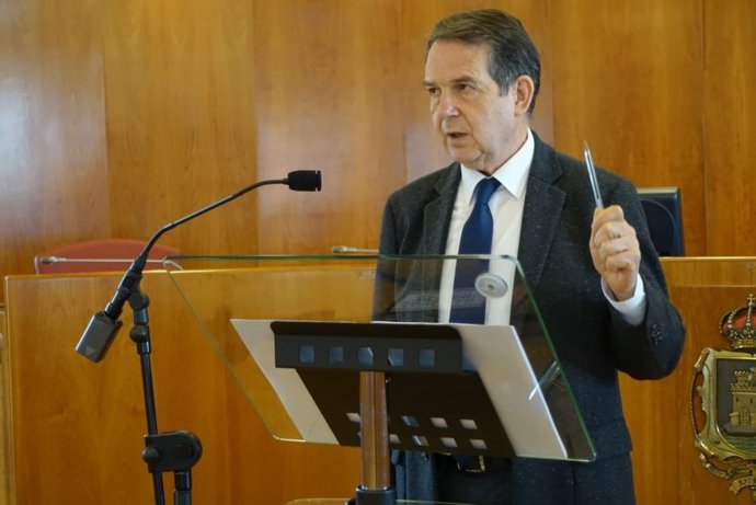 El alcalde de Vigo, Abel Caballero, durante la rueda de prensa de este viernes