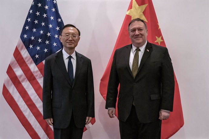 China/EEUU.-Pompeo avanza que China "completará" su parte del acuerdo comercial 