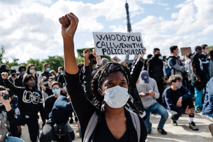 Manifestación contra la violencia policial celebrada en París a principios de junio.