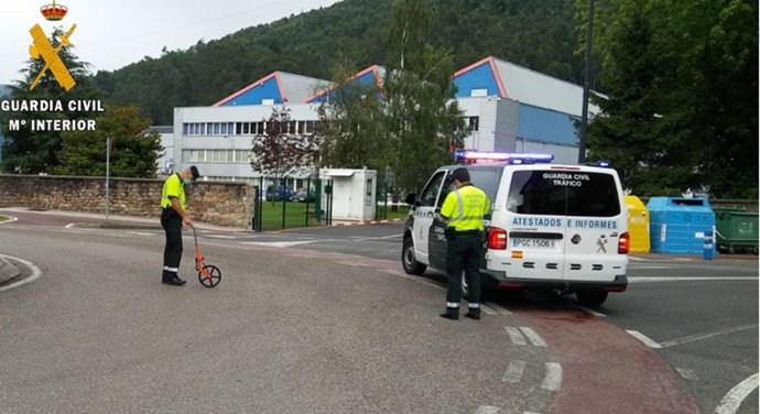 Nota De Prensa La Guardia Civil Detiene A Un Hombre Que Atropelló A Un Motorista Dejándolo Herido