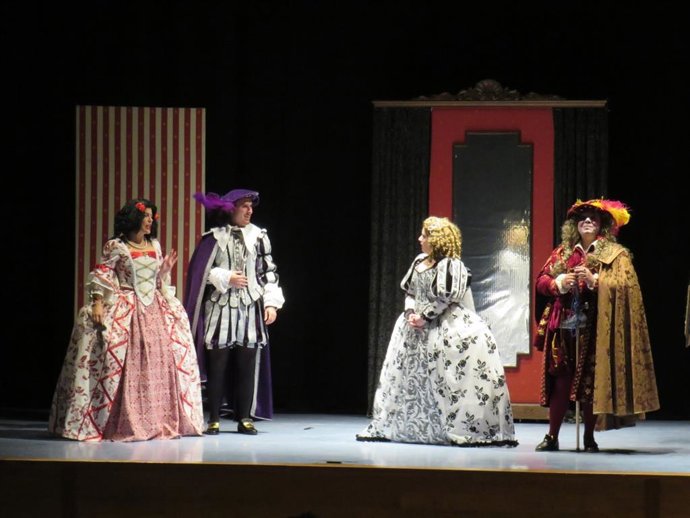 Teatro Arcón de Olid estrena el domingo en el Zorrilla la obra 'El Lindo Don Diego'
