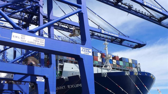 Puerto De Algeciras. Epicenter