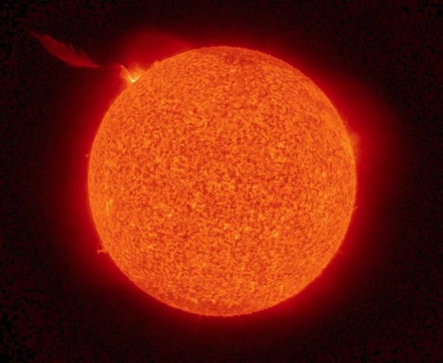 Imagen de una llamarada solar