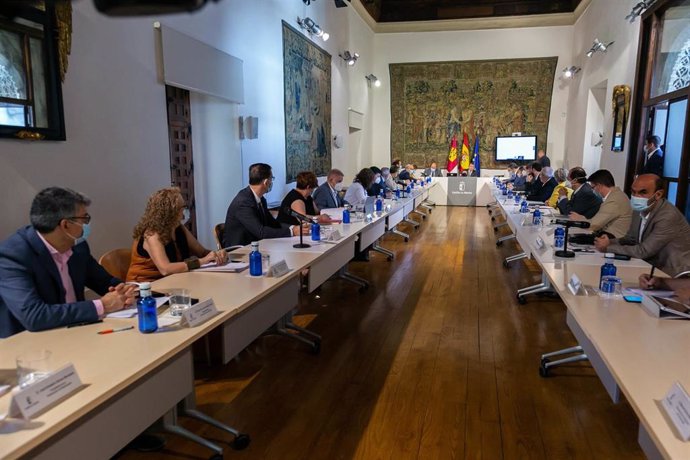 Reunión del  Consejo para la Transición frente al COVID-19 de Castilla-La Mancha
