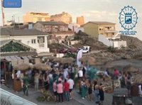 Denunciado y desalojado un chiringuito en Málaga por una fiesta con 300 personas cuadruplicando el aforo