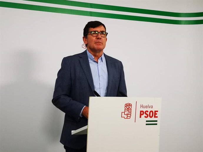 El alcalde de La Puebla de Guzmán, el socialista Antonio Beltrán.
