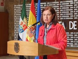Pilar Blanco-Morales en la rueda de prensa tras el consejo de gobierno extraordinario.