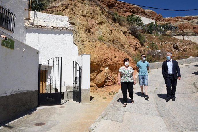Visita a zona de viviendas cueva en Beas de Guadix (Granada)