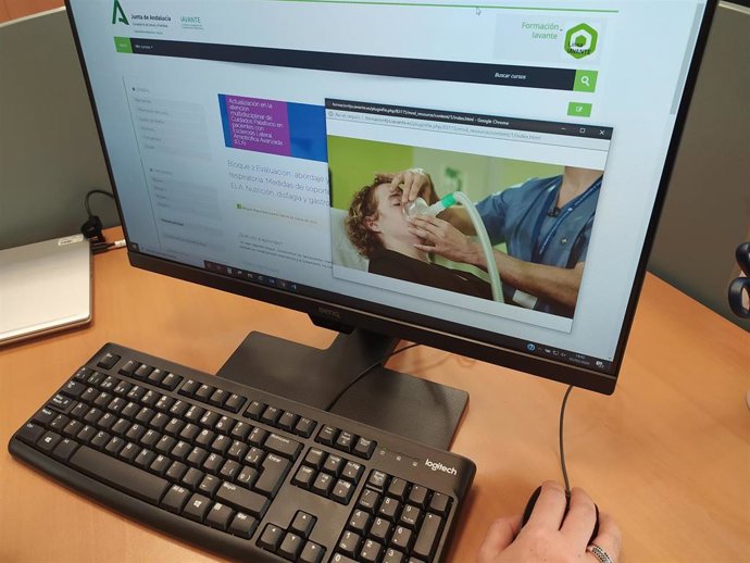 Más de 11.000 profesionales sanitarios y sociosanitarios se han formado con cursos 'on line' gratuitos de Salud