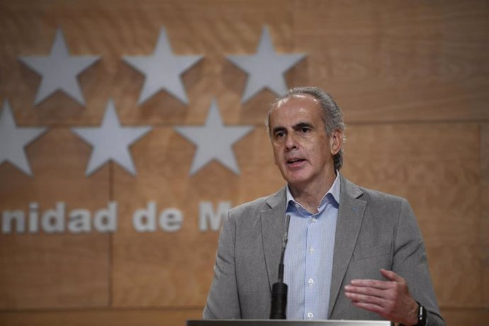 El consejero de Sanidad de la Comunidad de Madrid, Enrique Ruiz Escudero, ofrece una rueda de prensa tras la reunión del Consejo de Gobierno de la Comunidad de Madrid, en la Real Casa de Correos, Madrid (España), a 19 de junio de 2020.