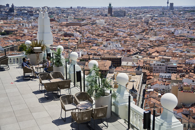 Terraza en una azotea de Madrid