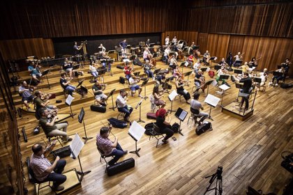 La Orquesta De Valencia Retoma Sus Ensayos Colectivos En La Sala Garcia Navarro Del Palau De La Musica