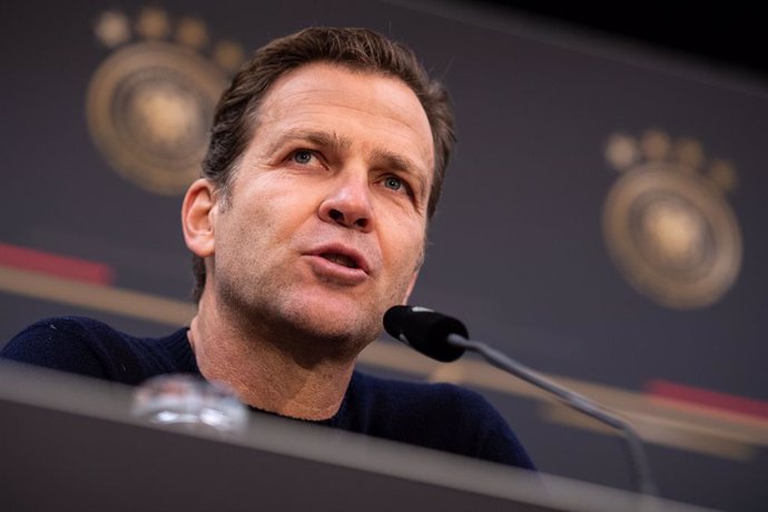 Fútbol.- Bierhoff: "Debemos y queremos disputar partidos de selecciones, los jug