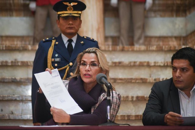 La presidenta interina de Bolivia, Jeanine Áñez.