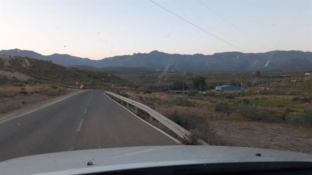 Imagen de la Sierra de Cabrera, en Almería, afectada por un incendio forestal a primera hora de este lunes 22 de junio