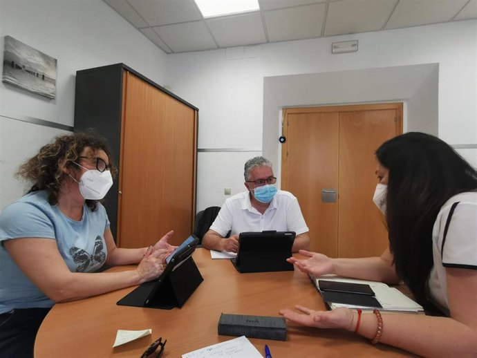 El alcalde de Bormujos analiza las ayudas aprobadas para afectados por la nueva crisis