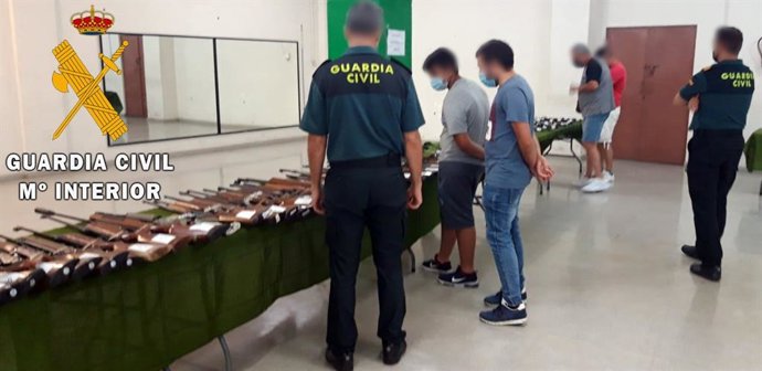 Subasta de armas en la Guardia Civil