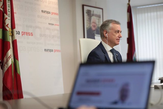 El lehendaki del Gobierno Vasco, Iñigo Urkullu, durante uno de los encuentros digitales de Europa Press, en Vitoria-Gasteiz, Álava, País Vasco 