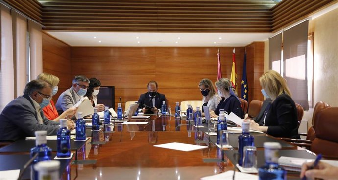 Reunión de la Junta de Portavoces y Mesa de las Cortes.