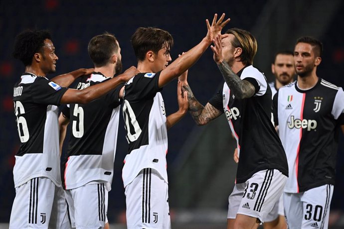 Paulo Dybala celebra su gol en el Bolonia-Juventus
