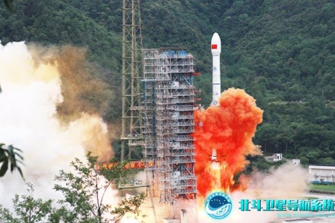 Lanzamiento del satélite 55 de la red de navegación Beidou de China