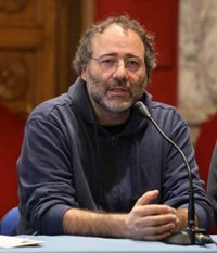 FRAVM pide a Almeida que "se haga cargo cuanto antes" de ayuda de redes vecinales tras atender a más de 45.000 personas