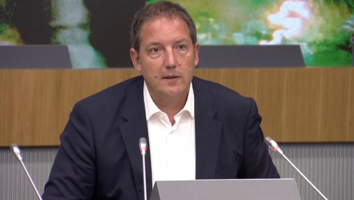 El consejero delegado de Orange España, Laurent Paillassot, durante su intervención en la cumbre empresarial de CEOE