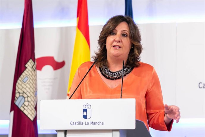 La consejera de Economía, Empresas y Empleo, Patricia Franco, en rueda de prensa.