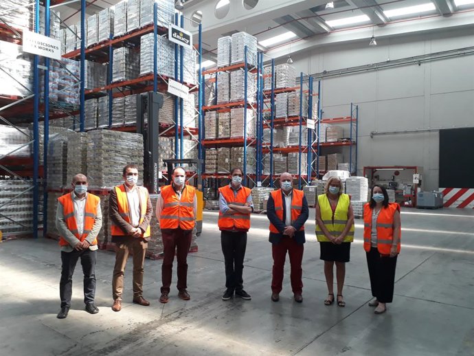 Comienza el reparto de los más de 248.000 kilos de alimentos que el Gobierno cen