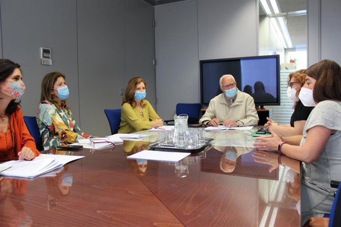 Grupo de trabajo entre la Junta y Ayuntamiento de Almensilla con el fin de diseñar hoja de ruta que resuleva problemas de abastecimiento de agua a los parcelistas del sector F