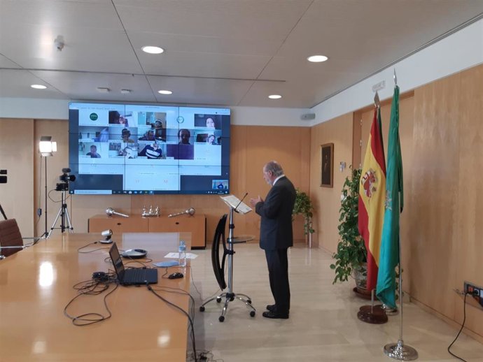 El presidente de la Diputación de Sevilla, Fernando Rodríguez Villalobos, en una imagen de archivo