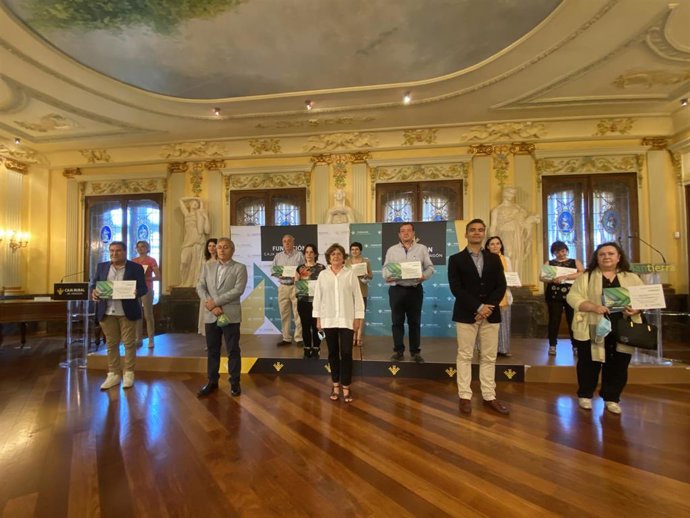 Acto de entrega de 'Micro Ayudas 2020'.