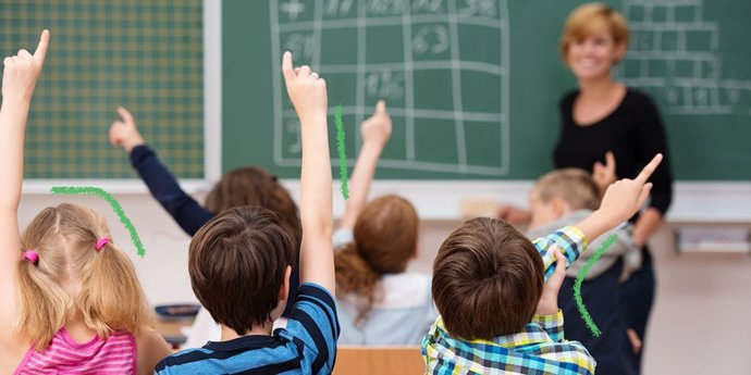 Foto sobre la casa ideal de los navarros, con vista exterior y cerca de colegios, según LACOOOP.