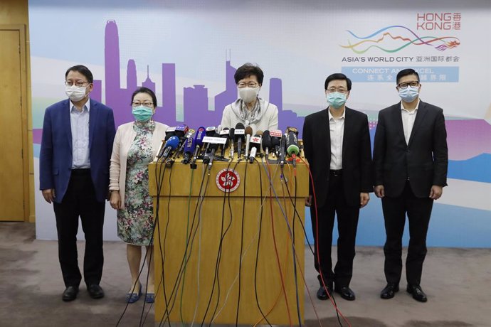 China.- La líder de Hong Kong admite que todavía no ha visto el texto de la polé