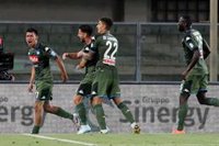 El Nápoles cree en Europa tras vencer al Hellas Verona