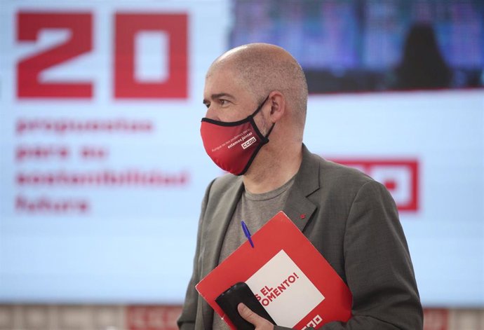 El secretario general de CCOO, Unai Sordo, a su llegada a la presentación del informe Turismo 20.20, en Madrid (España), a 15 de junio de 2020.
